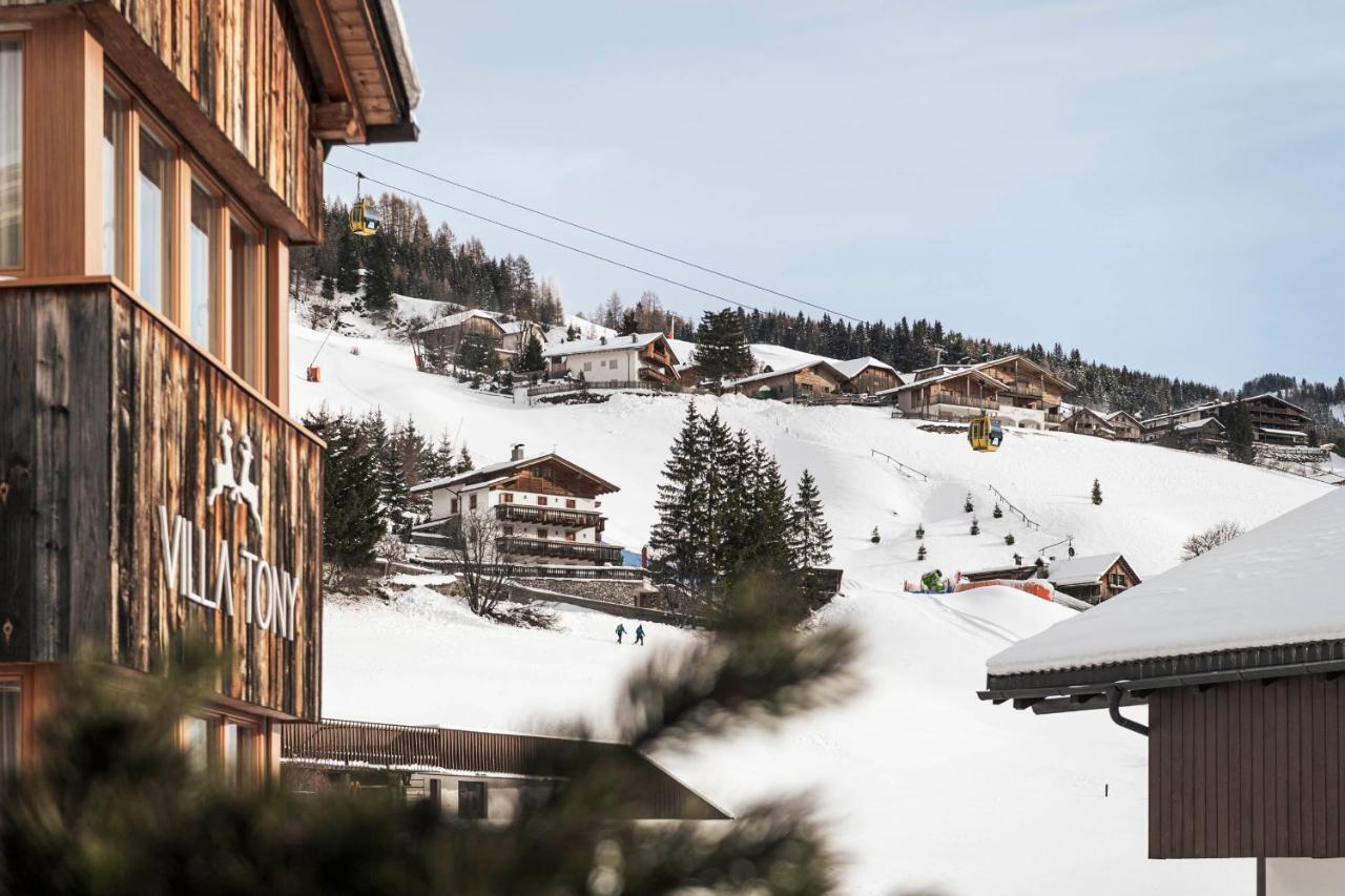 Villa Tony - Small Romantic Hotel Corvara In Badia Eksteriør billede