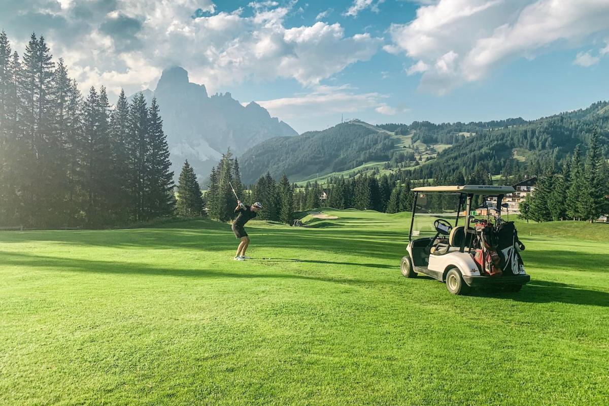 Villa Tony - Small Romantic Hotel Corvara In Badia Eksteriør billede
