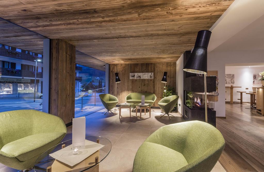 Villa Tony - Small Romantic Hotel Corvara In Badia Eksteriør billede