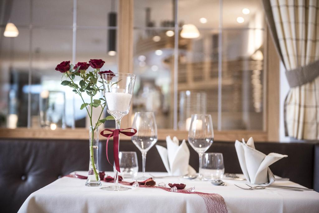 Villa Tony - Small Romantic Hotel Corvara In Badia Eksteriør billede